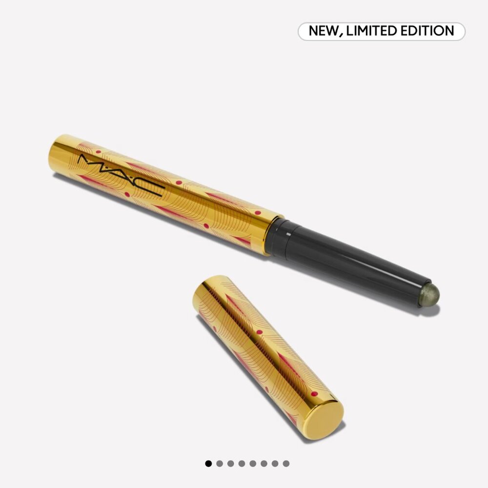 MAC GIFT OF GOLD CHROMACRAYON EYE SHADOW STICK in Flirty Martini